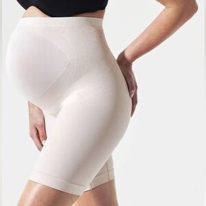 Maternity Support Shorts in Cream